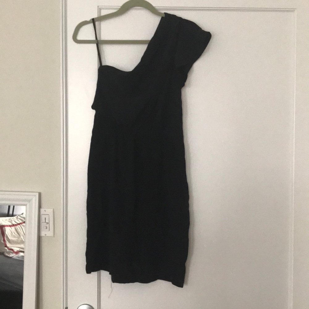 One shoulder black dress